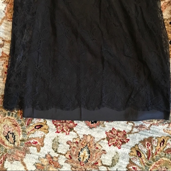 TY-LR "Sorrento" Black Lace Bell Sleeve Dress - Picture 6 of 8